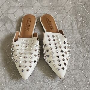 CAPE ROBBIN |  White Studded Mules